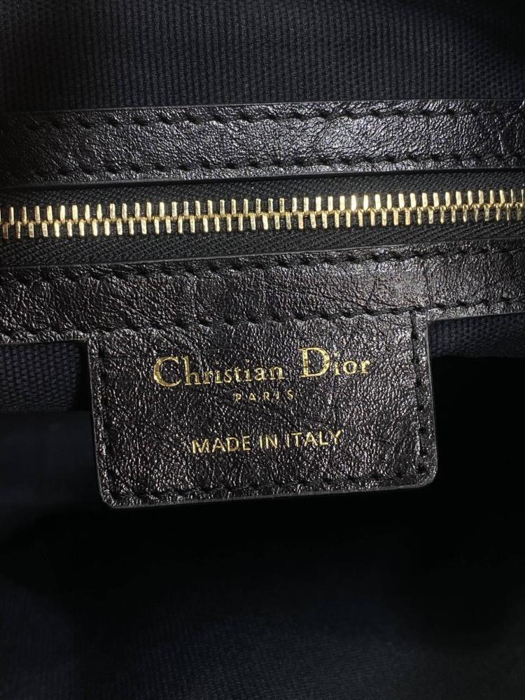 Elegant Top Handle Bag Style 827438159