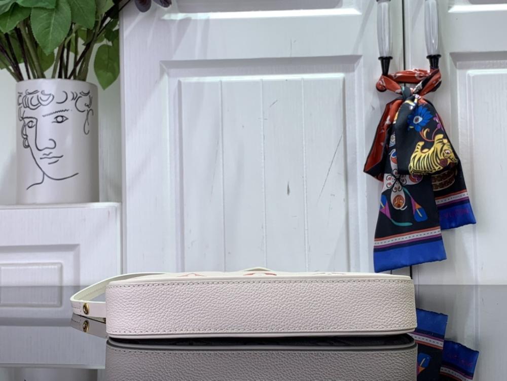 Wallet Style 1627975287