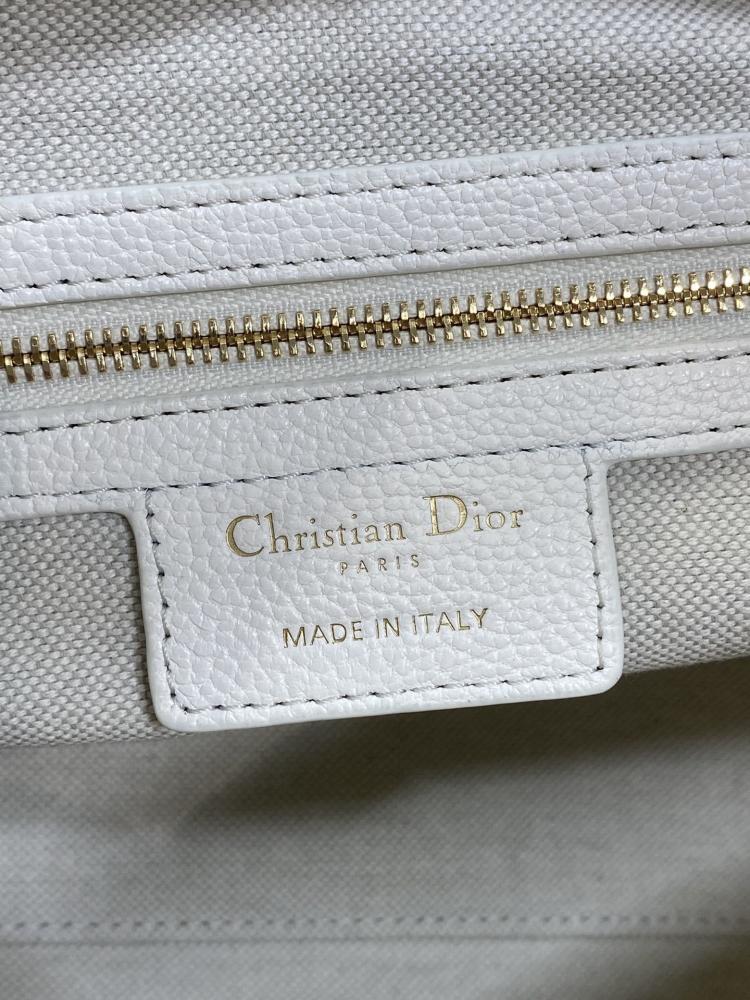 Classic Top Handle Bag Style 363755085