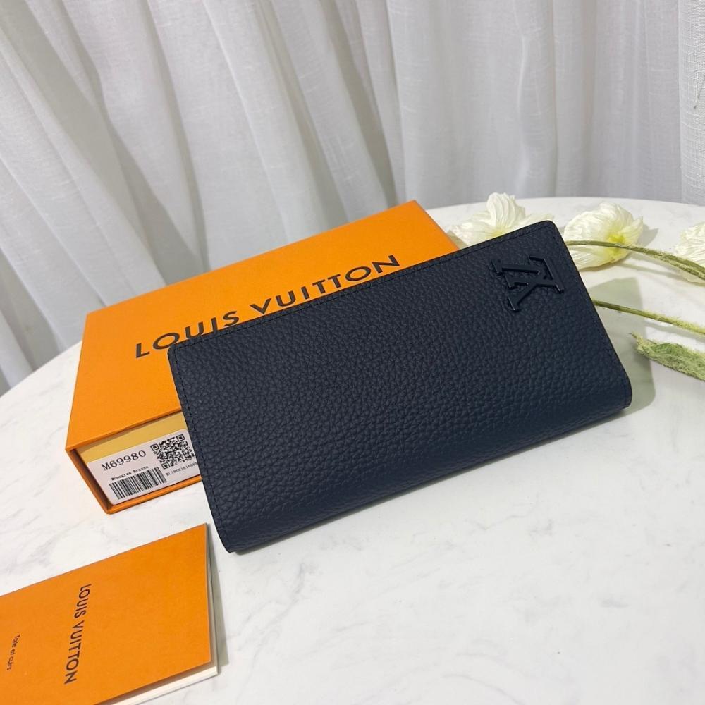 Classic Calfskin Wallet