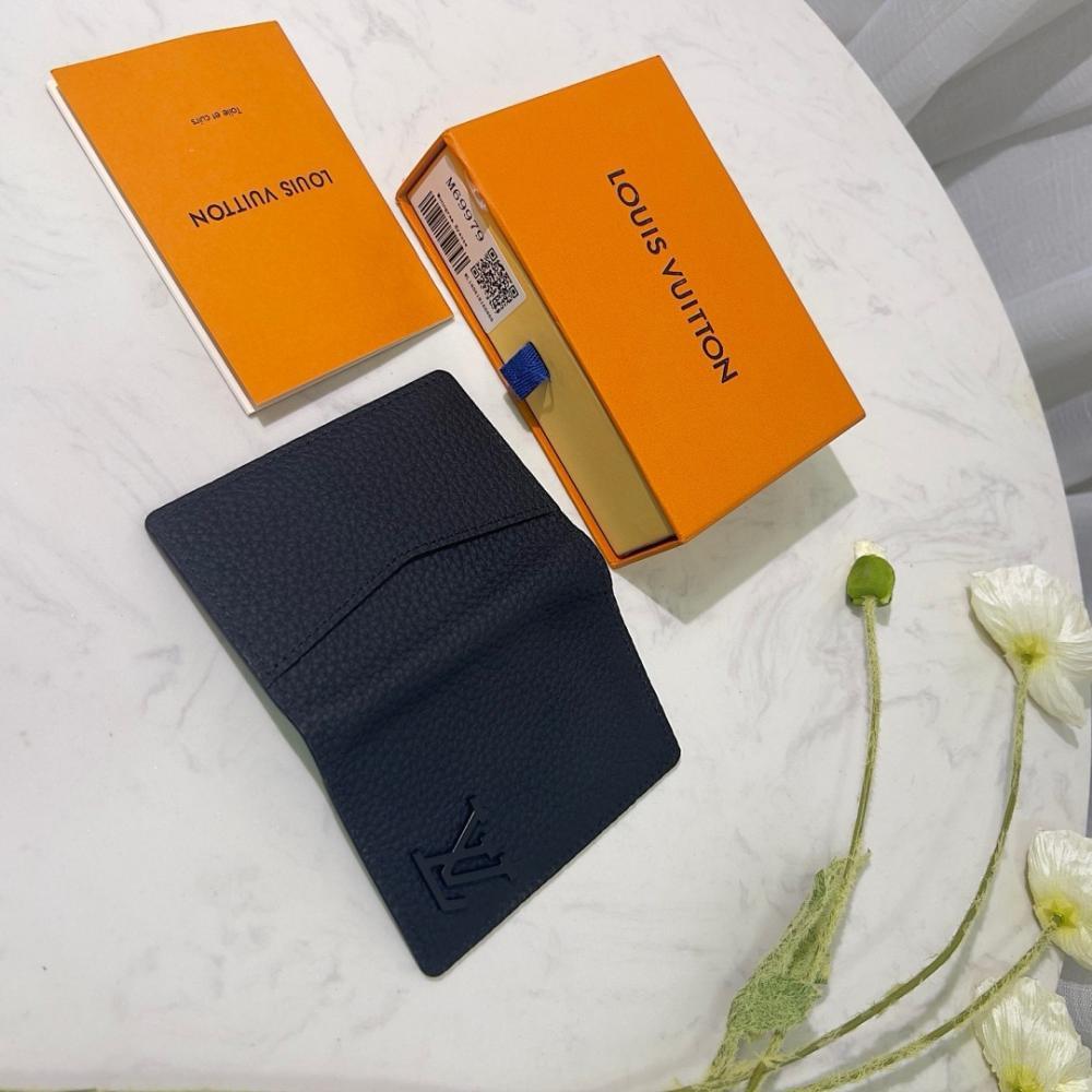 Modern Calfskin Wallet 8x11x1cm