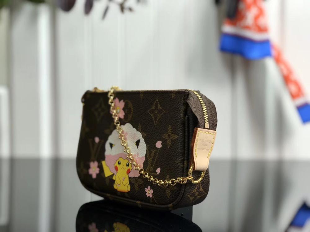 Top Handle Bag Style 335163674