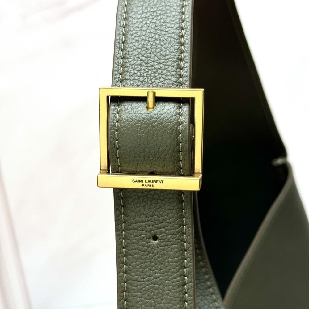 Leather Shoulder Bag Style 813734932