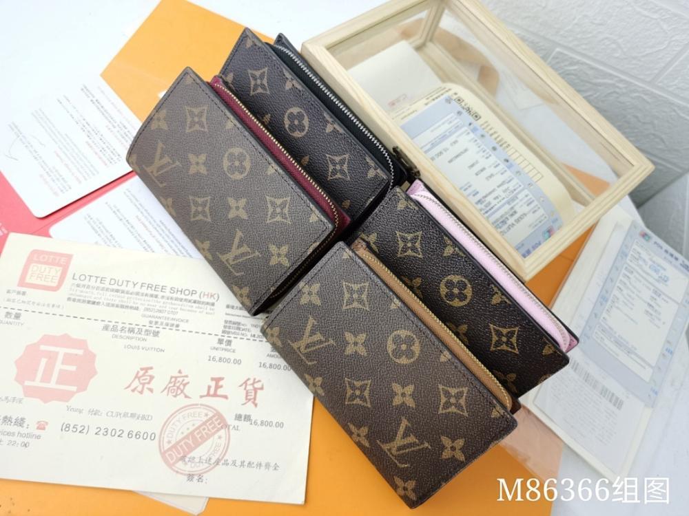 Modern Gold Studded Wallet Style 1960208138