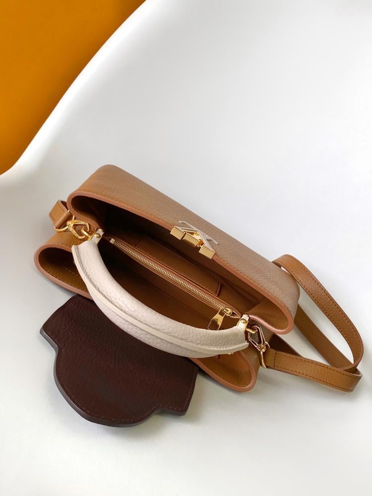 Leather Shoulder Bag Style 276928606