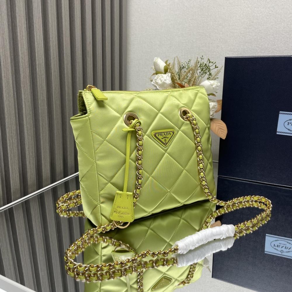 Classic Top Handle Bag Style 2000701026