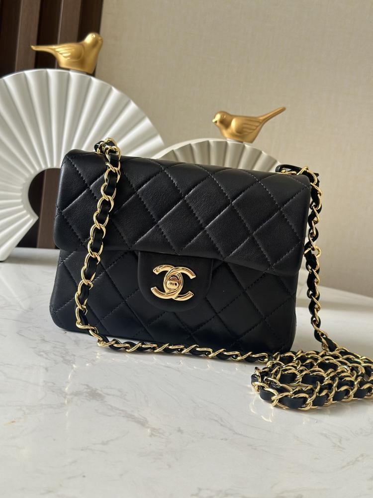 Classic Top Handle Bag Style 1001591095
