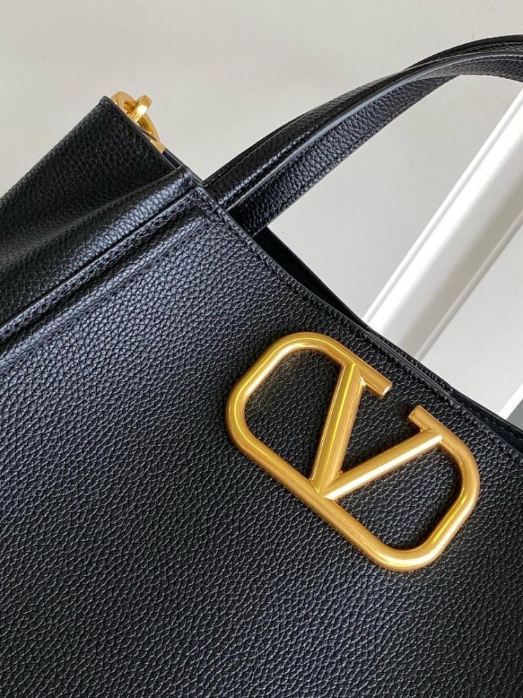 Luxury Refined Calfskin Shoulder Bag 26x21x17cm