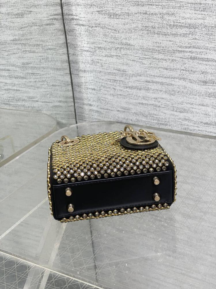 Luxury Leather Top Handle Bag Style 111086886