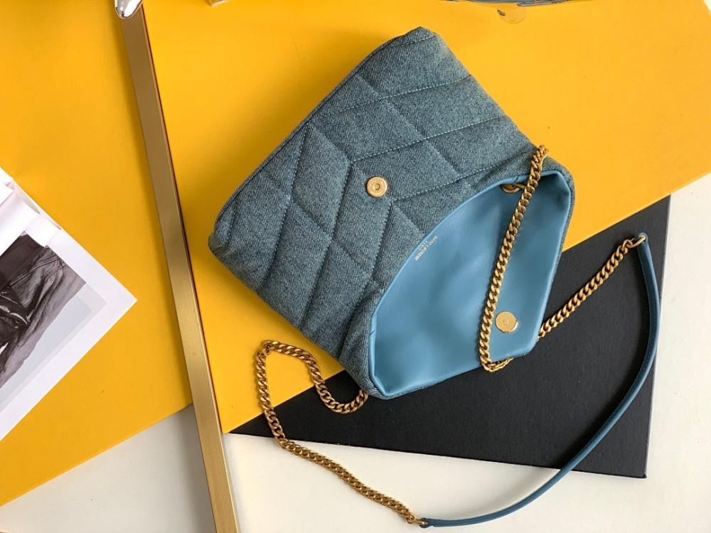 Stylish Gold Crossbody Bag