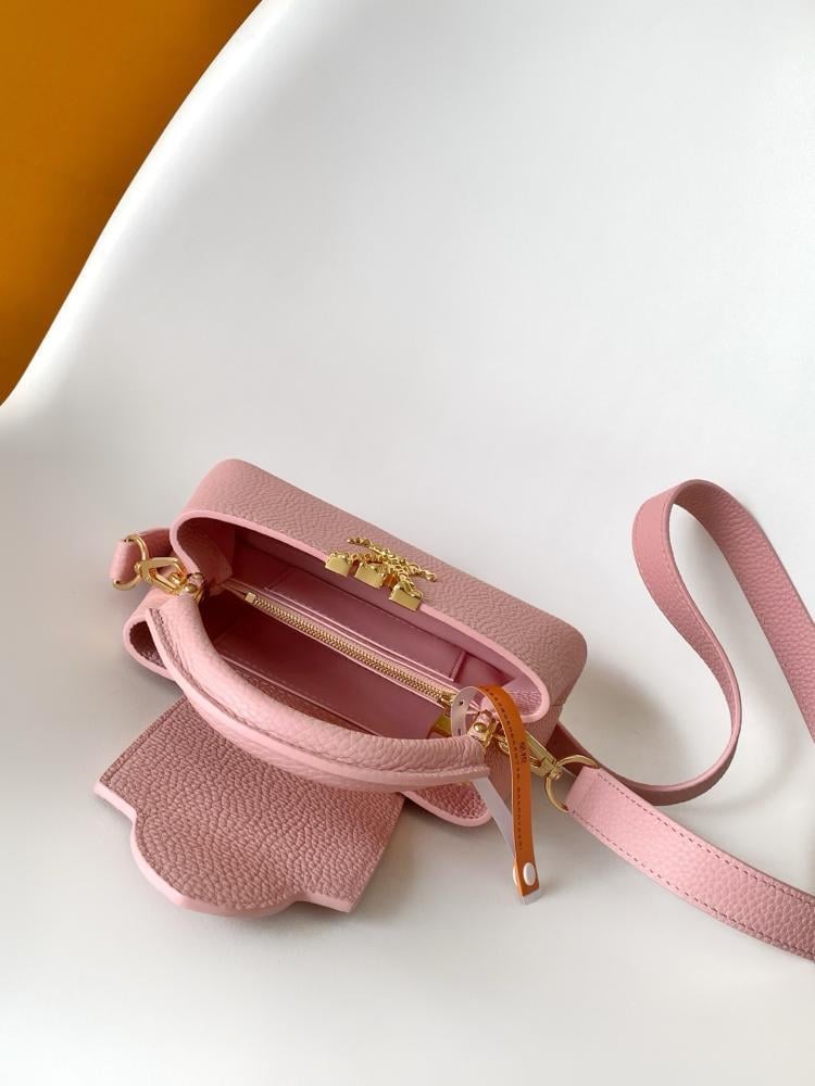 Wallet Style 1240556059