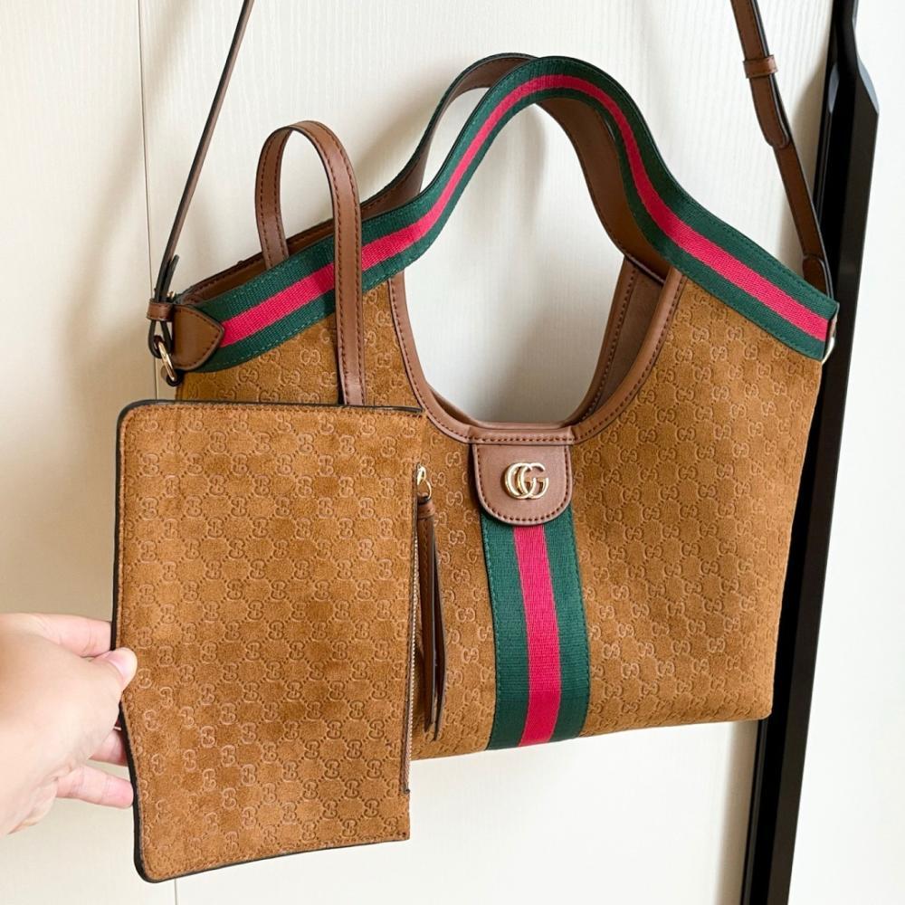 Classic Refined Crossbody Bag 25x20x15cm