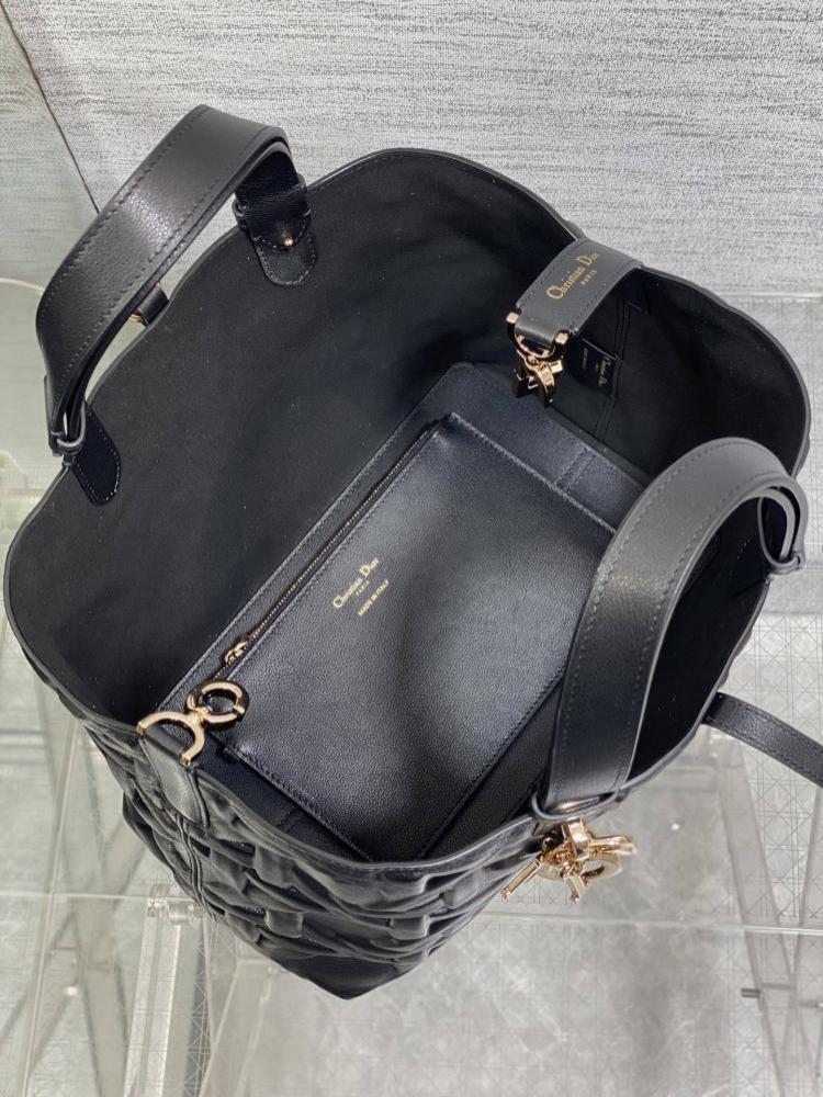 Calfskin Top Handle Bag Style 951839643