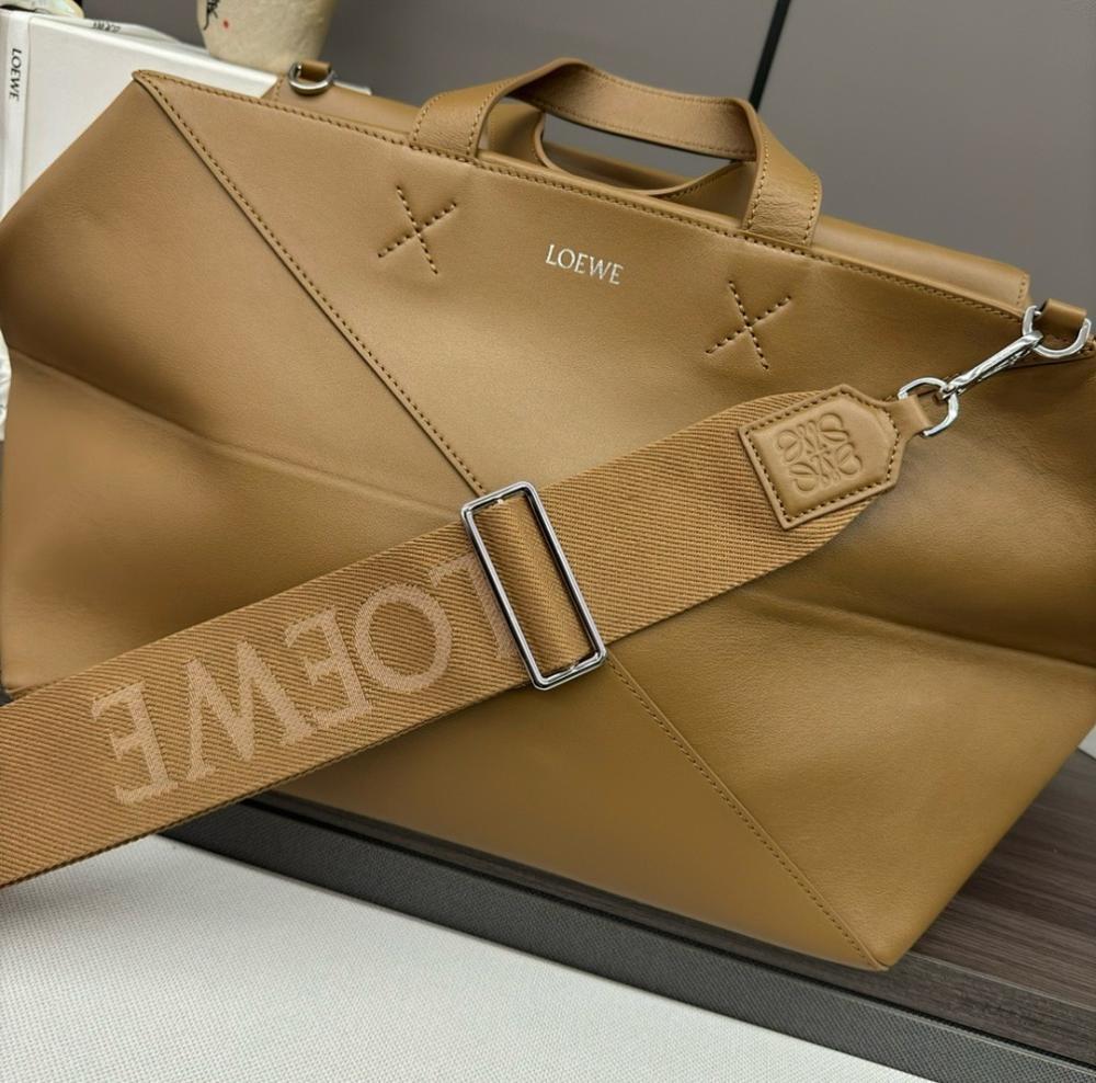 Italian-Inspired Elegant Leather Shoulder Bag 59x25.5x25cm