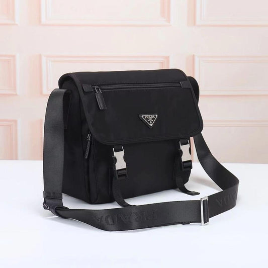 Stylish Refined Leather Crossbody Bag 30x25x11cm