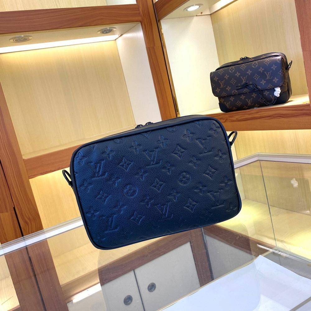 Stylish Leather Shoulder Bag 24x17x5cm