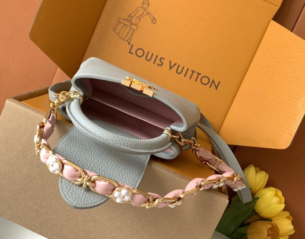 Gold Top Handle Bag Style 102180515