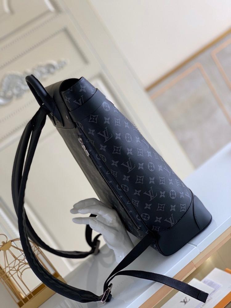 Stylish Leather Shoulder Bag