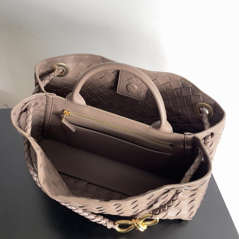 Top Handle Bag Style 101785788
