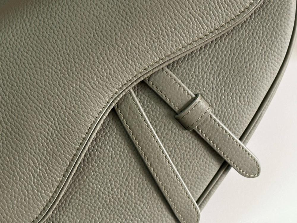 Classic Modern Leather Crossbody Bag 27x20x5cm