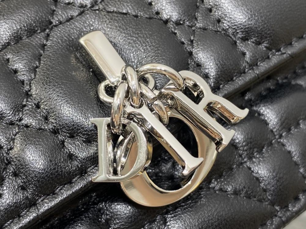 Elegant Leather Top Handle Bag Style 884141605