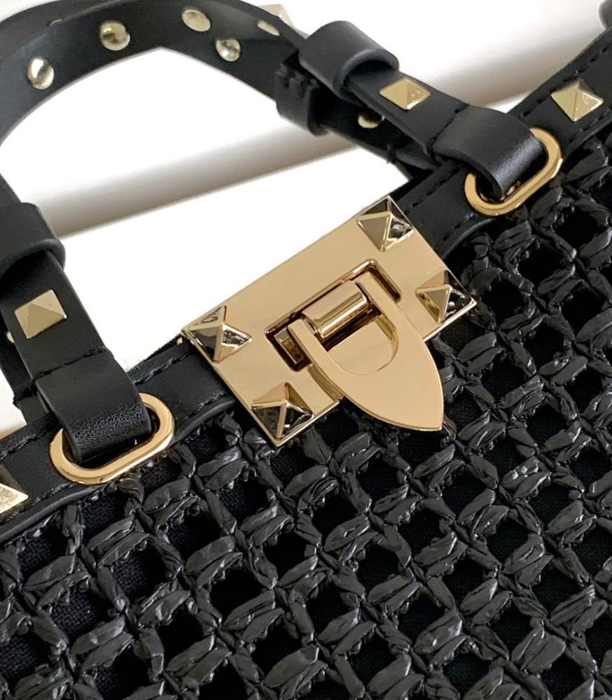 Stylish Studded Raffia Bucket Bag