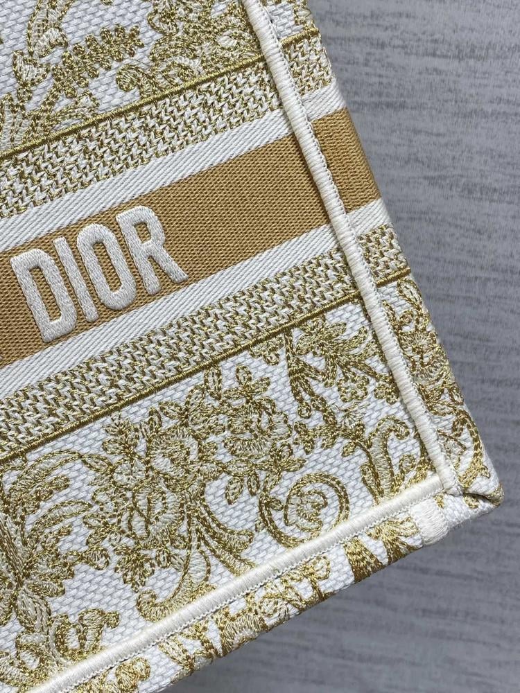 Embroidered Tote Bag Style 112018291