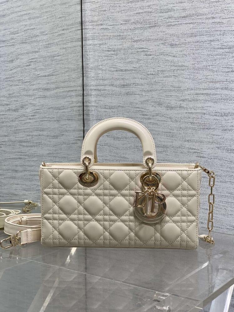 Top Handle Bag Style 269454502