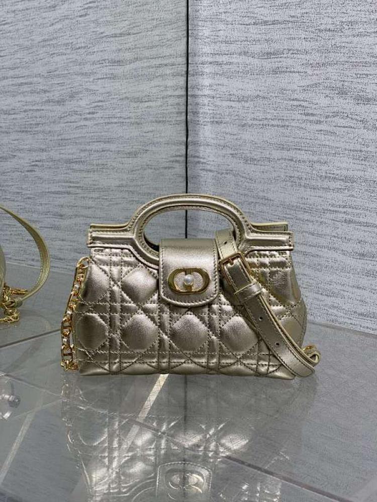 Top Handle Bag Style 607670538