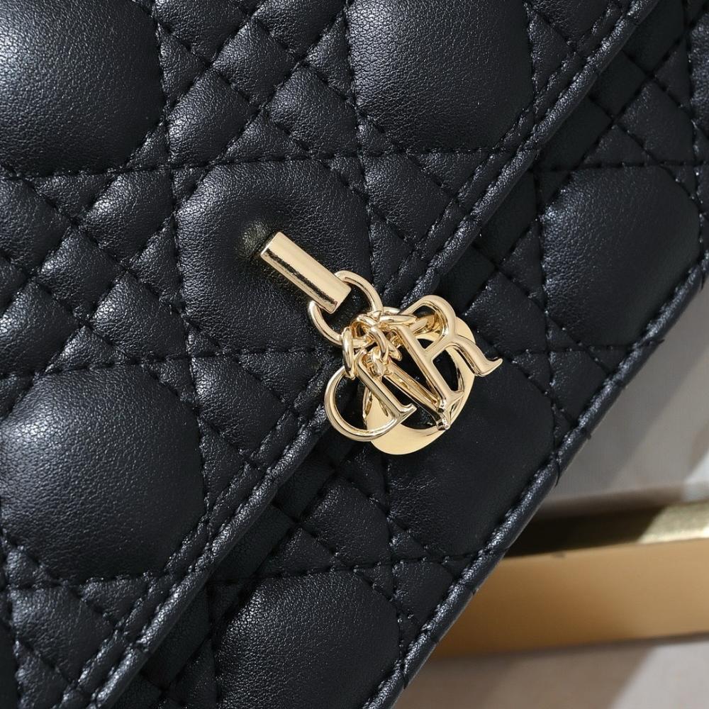 Classic Modern Leather Shoulder Bag 24x7.5x14cm