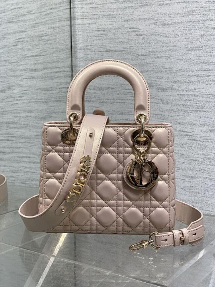 Classic Top Handle Bag Style 555905613