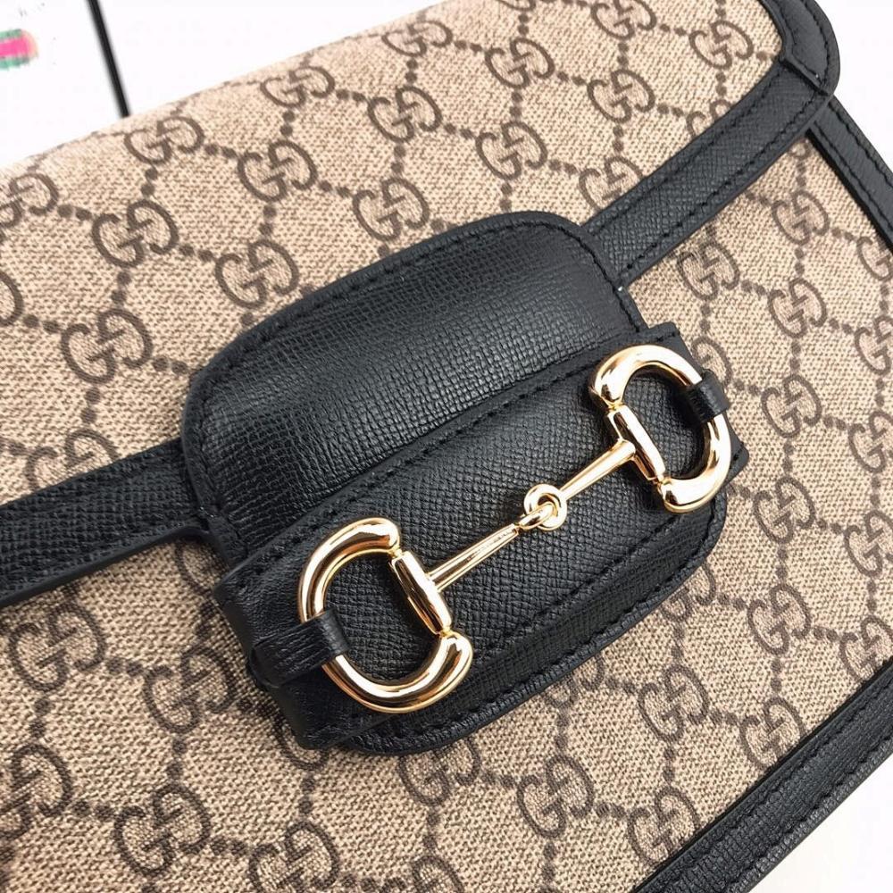 Modern Italian-Inspired Top Handle Bag 25x18x8cm