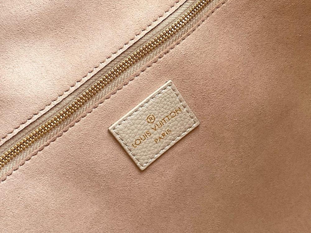 Stylish Leather Crossbody Bag 31x28x14cm