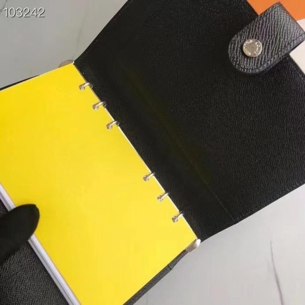 Italian-Inspired Elegant Leather Crossbody Bag 14x18cm