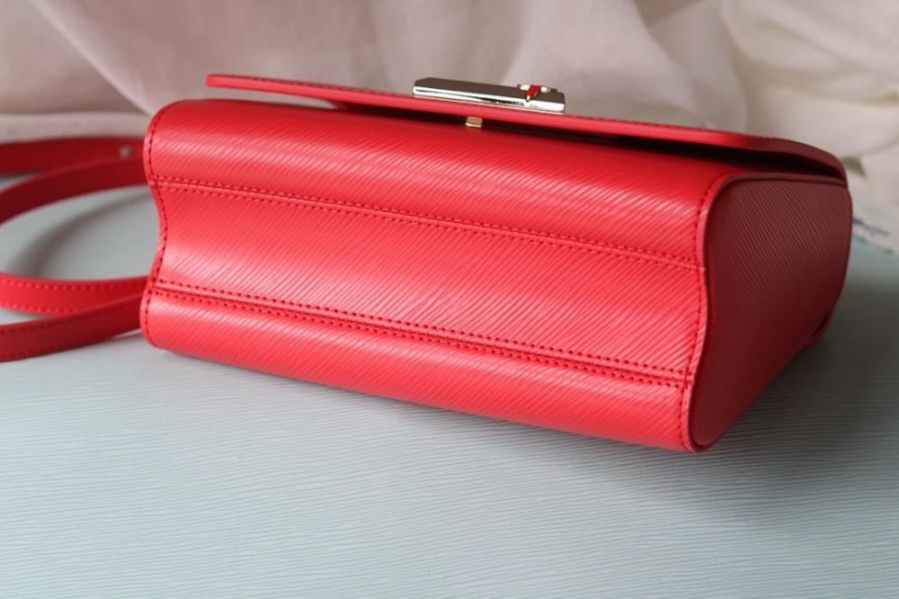 Modern Elegant Leather Shoulder Bag 23x17x9.5cm