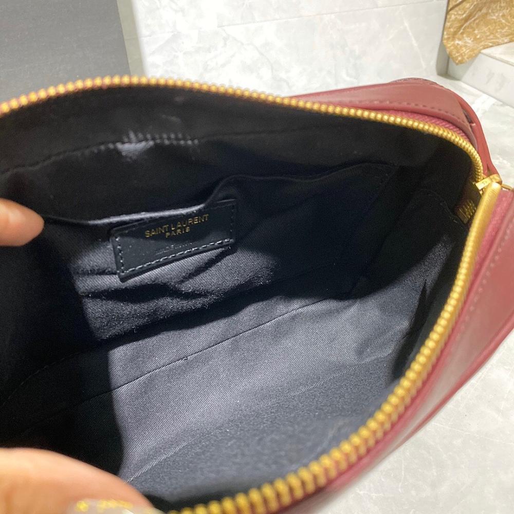 Modern Italian-Inspired Calfskin Shoulder Bag 23x16x6cm