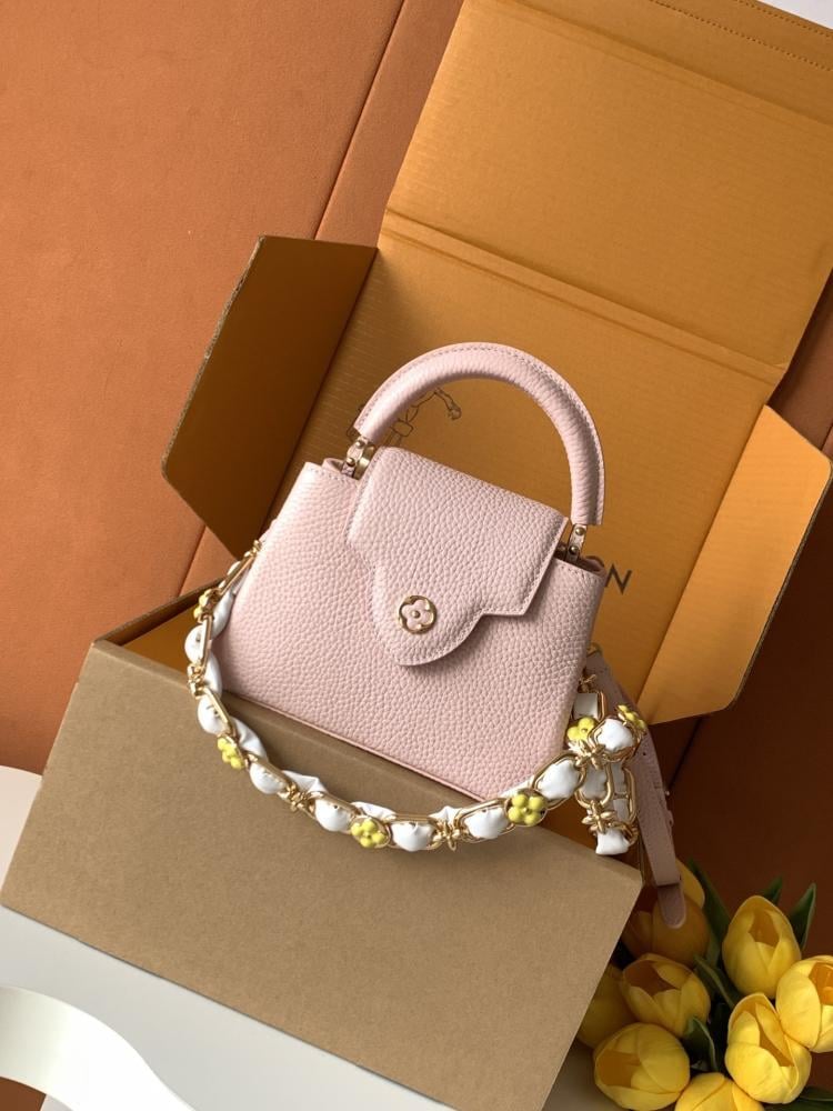 Gold Leather Top Handle Bag Style 1517156513