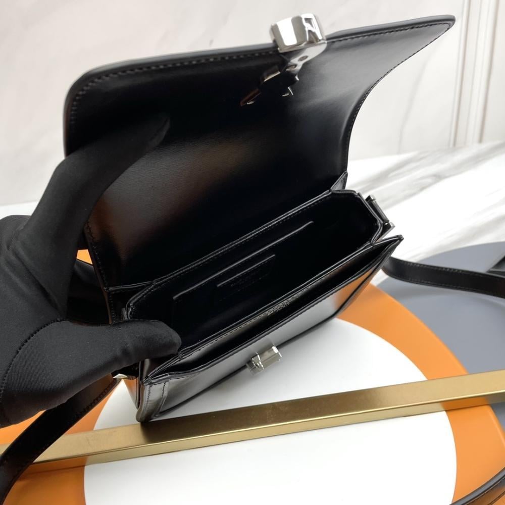 Top Handle Bag Style 2087888370