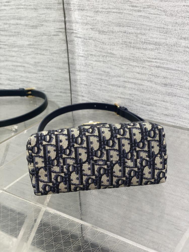 Classic Top Handle Bag Style 1556927758