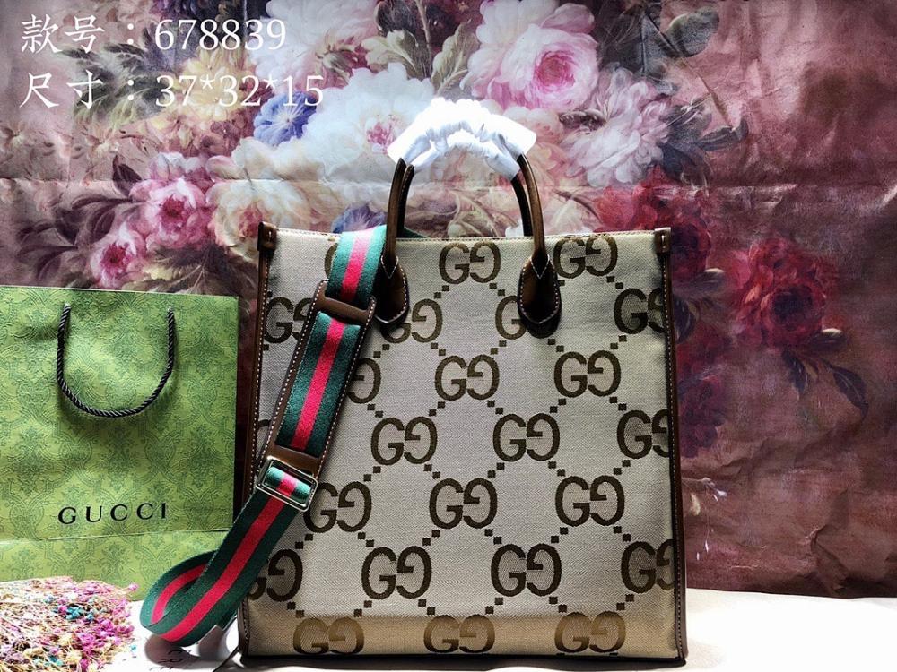Luxury Refined Shoulder Bag 31x26x14cm