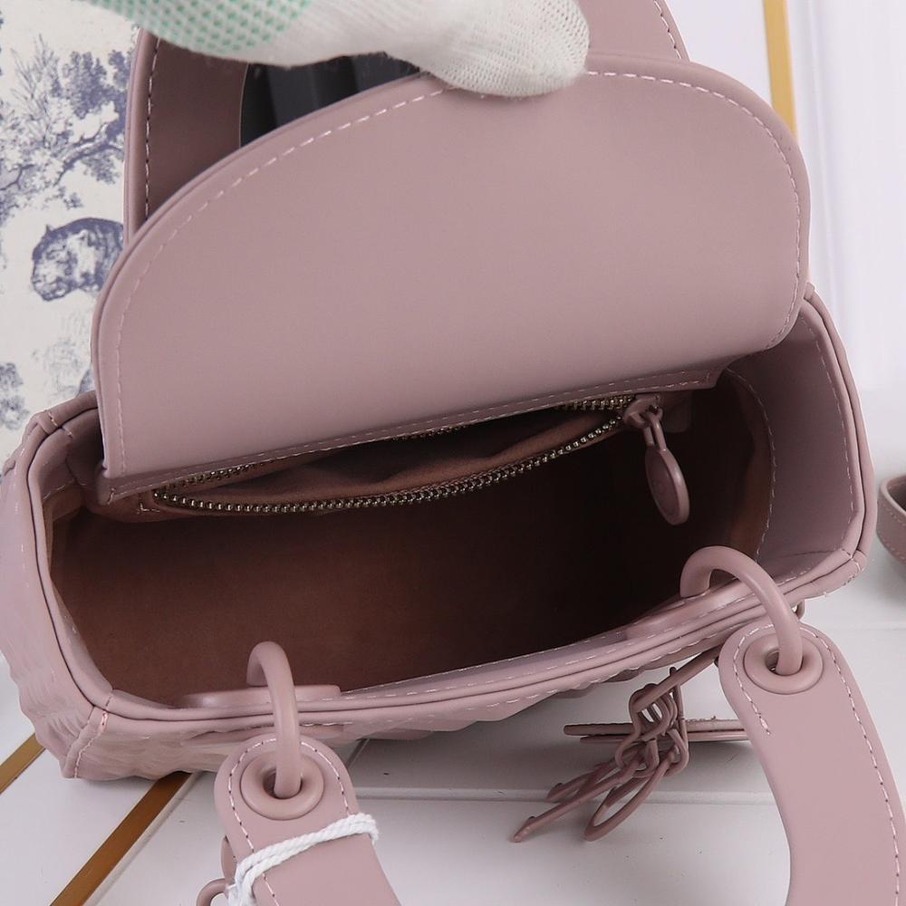 Modern Black Calfskin Shoulder Bag 17x15x7cm