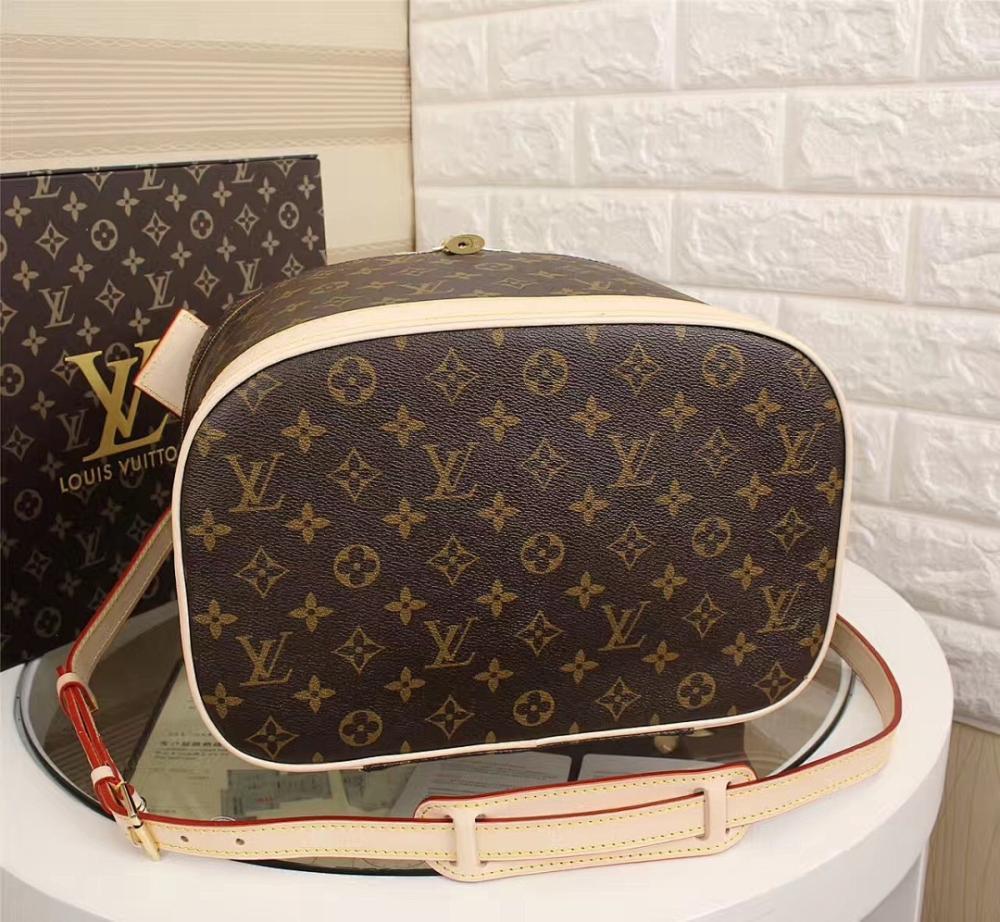 Stylish Refined Gold Monogram Leather Shoulder Bag 32x20x21cm