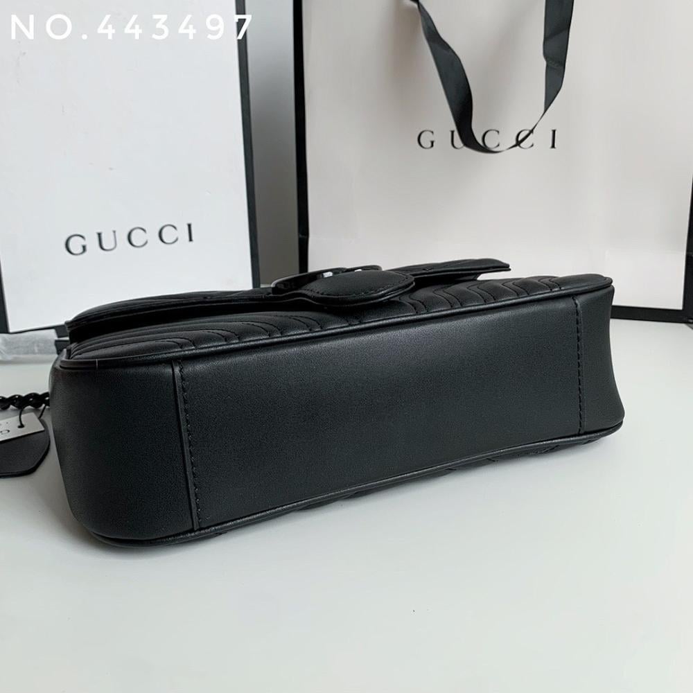Elegant Shoulder Bag 26x7x15cm
