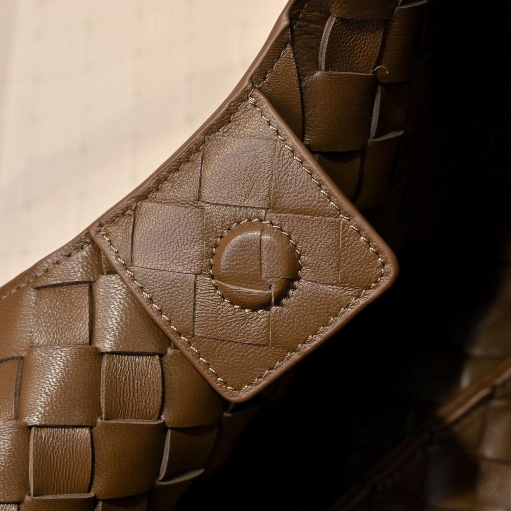 Luxury Top Handle Bag Style 108503234