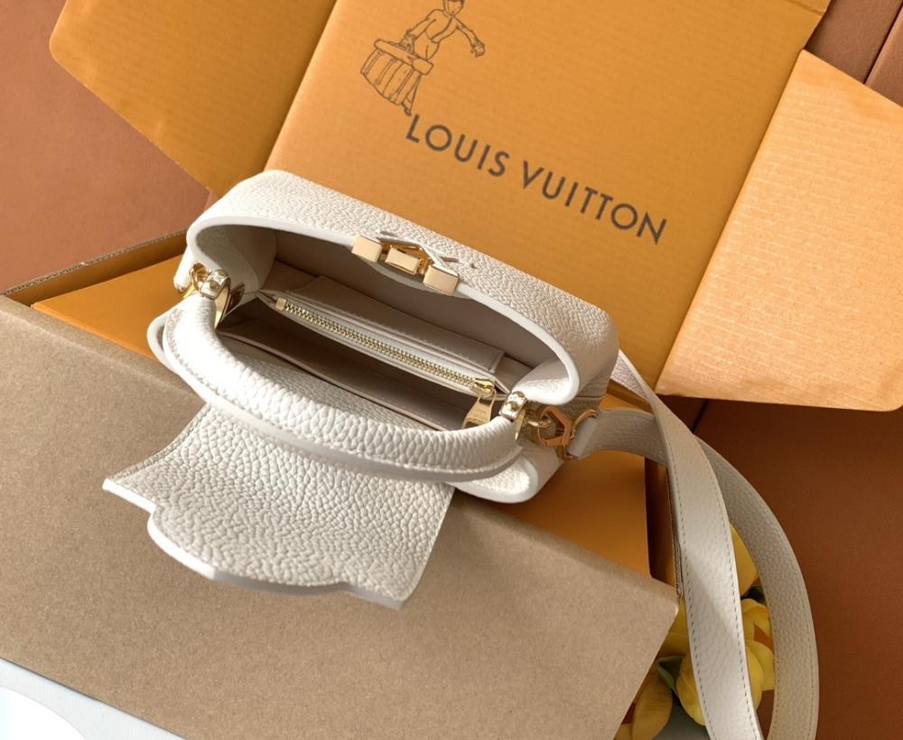 Top Handle Bag Style 520165697