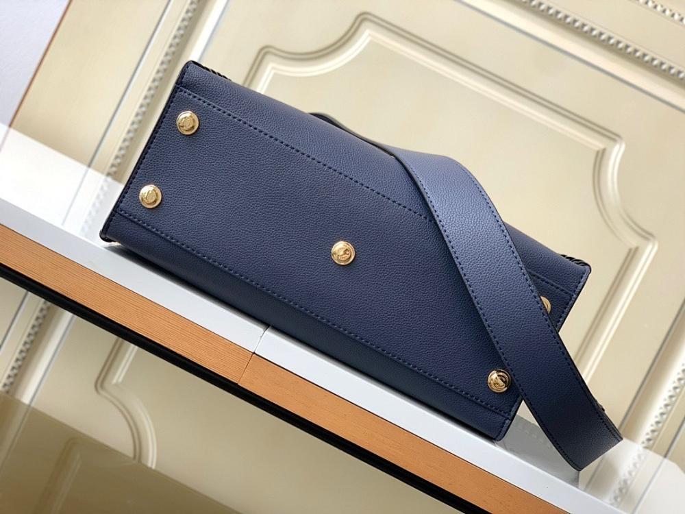 Stylish Woven Leather Shoulder Bag 30.5x24.5x14cm