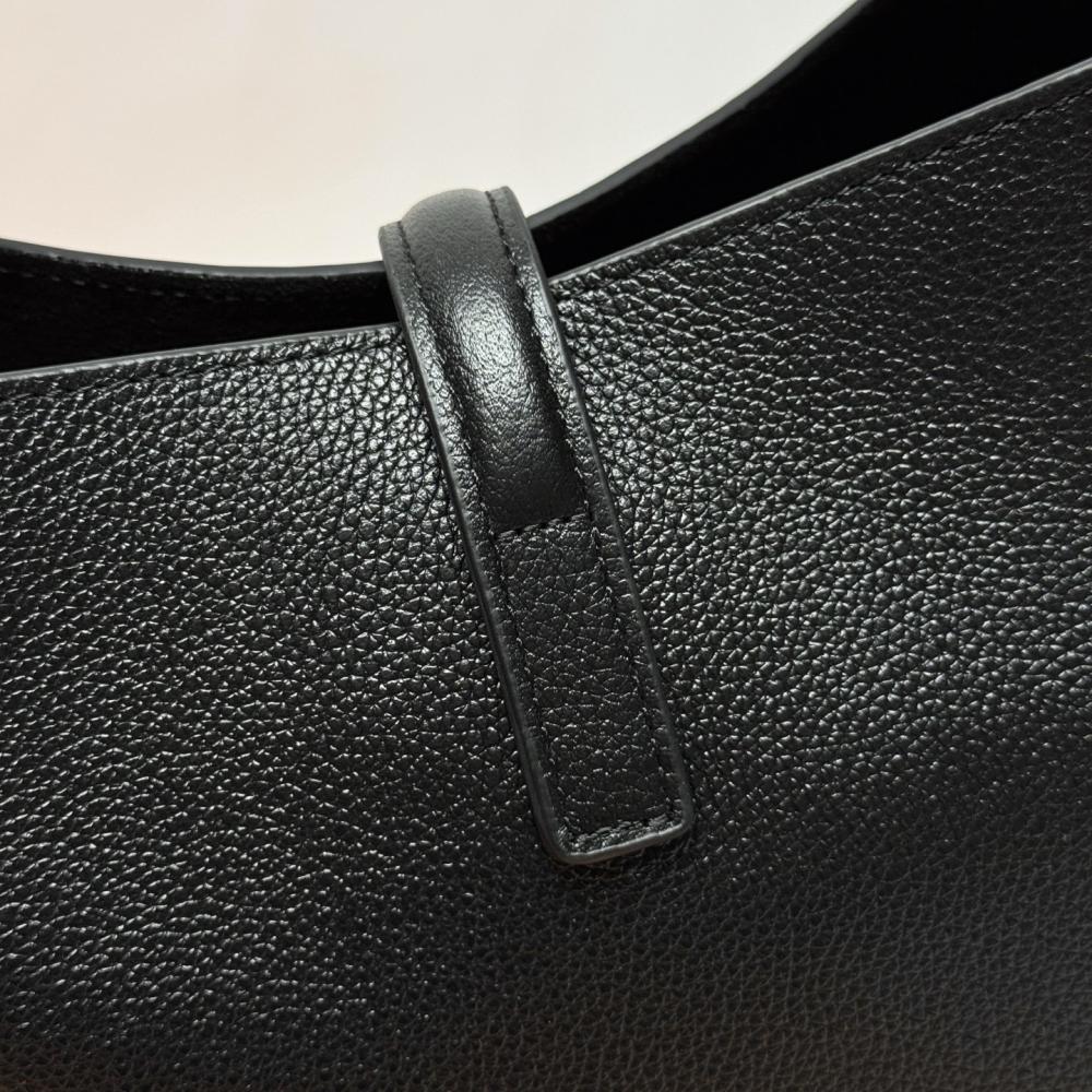 Alma Leather Shoulder Bag Style 1298256398