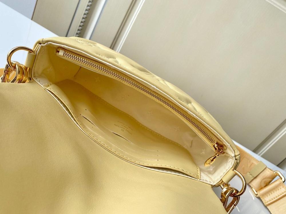 Modern Luxury Quilted Leather Shoulder Bag 20x12x6cm