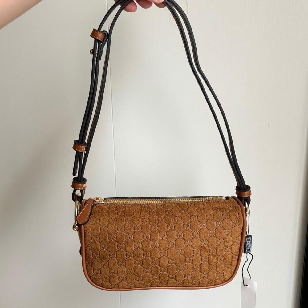 Stylish Crossbody Bag 19x10x8cm