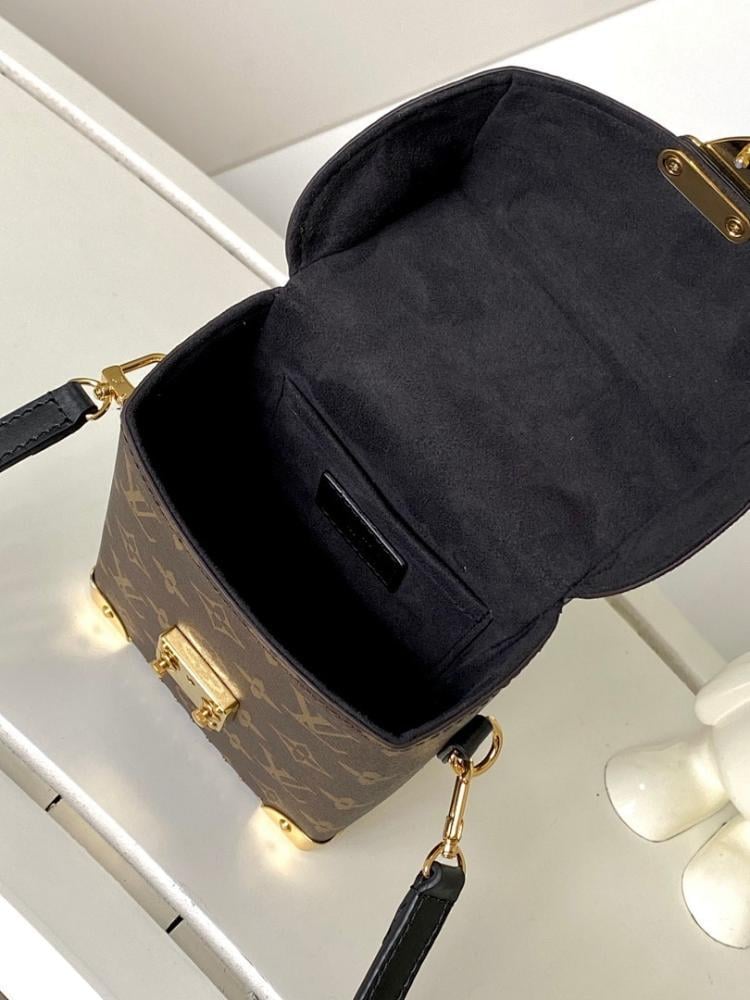 Modern Luxury Top Handle Bag 12.5x17.5x6cm